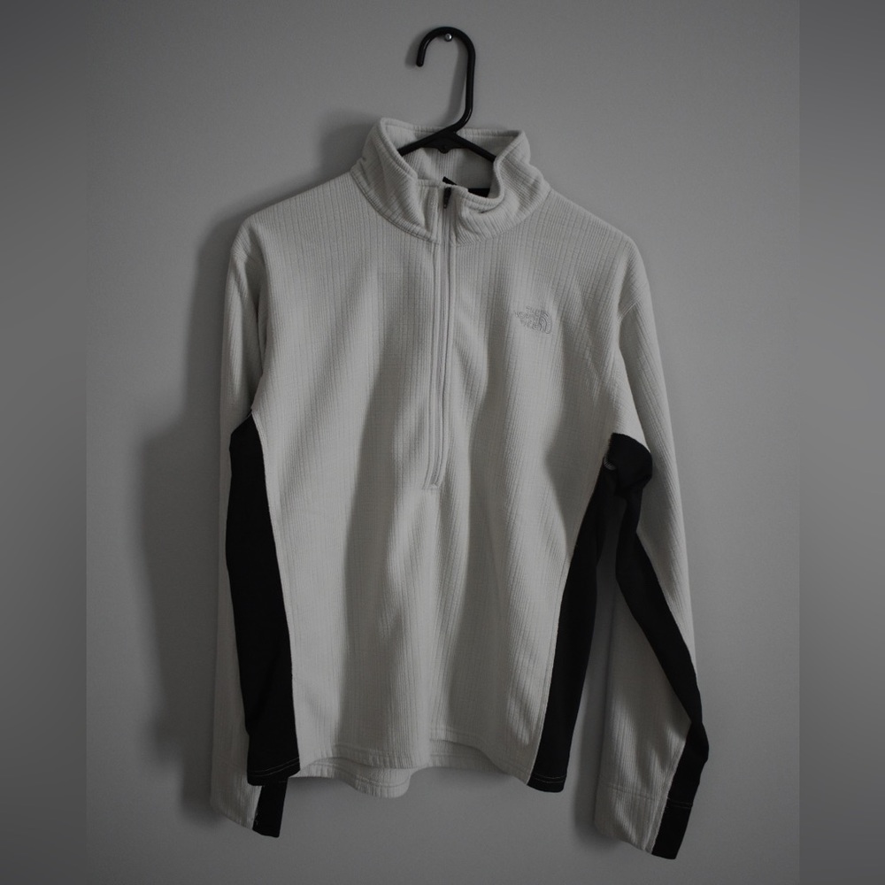 The North Face 1/2 Zip Fleece Sweatshirt, Size M
